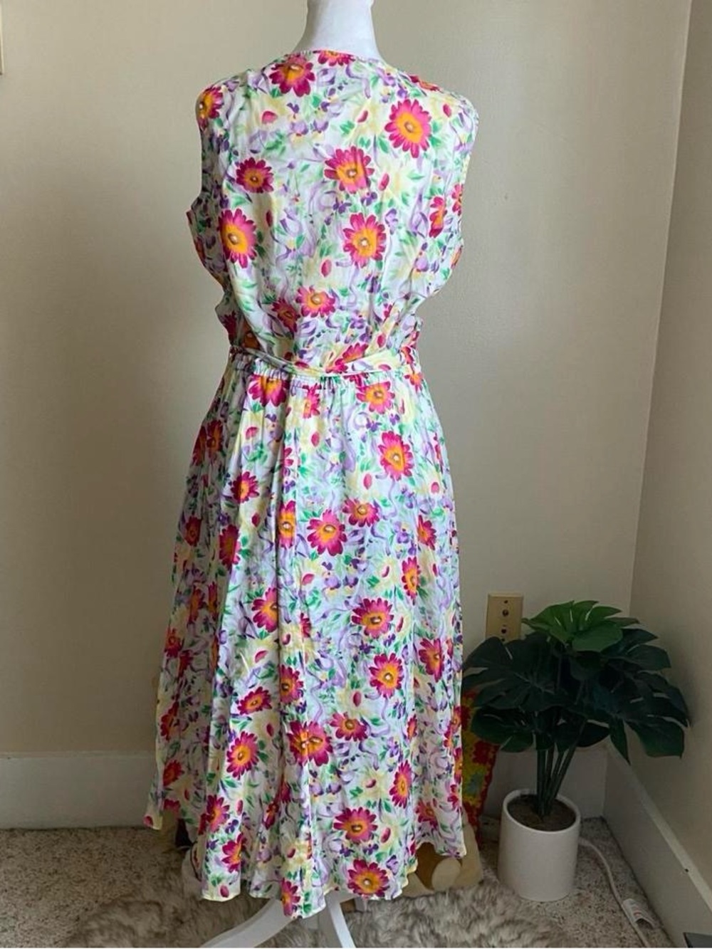 Vintage 90s white cotton floral sundress - Picture 7 of 7